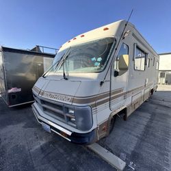 1987 Fleetwood Southwind Motorhome 