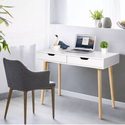 39.4'' Home Office Computer Table with Drawers MDF Simple Design Sturdy Table
