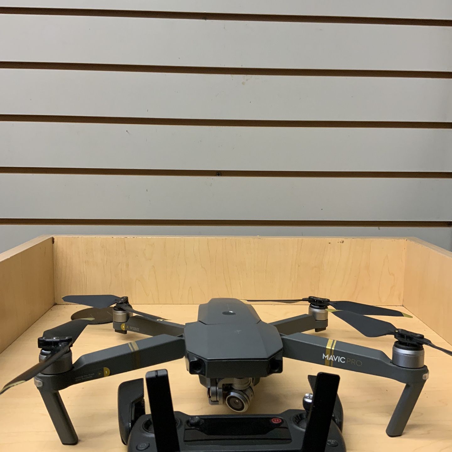 DJI Mavic Pro fly more with UHD 4K Camera & Full HD Video | 12MP | 3-Axis Gimbal - Bag Included