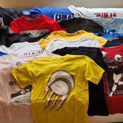 LOTE O F USED BOY'S T-SHIRT SIZE 14 XL (23 TOTAL)
