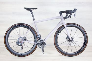 Specialized Aethos Pro, Size- 56, Carbon fiber road bike, Carbon wheels
