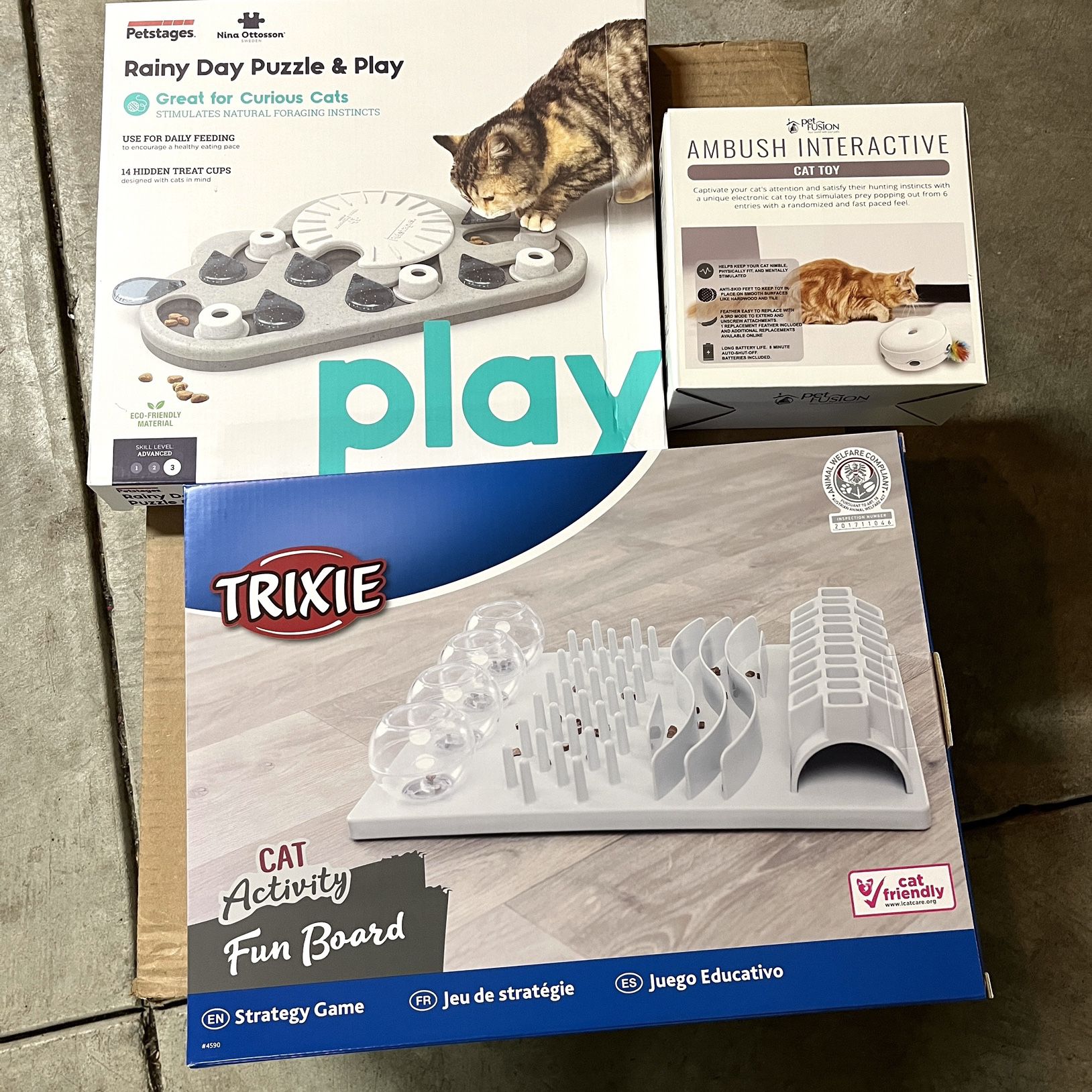TRIXIE Fun Board Strategy Game for Cats, Puzzle Toy, Treat