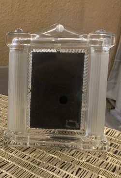 Mikasa 5 x 7 frame