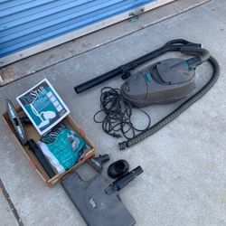 Tri Star Vacuum 2001