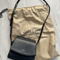 Matt & Nat Purse