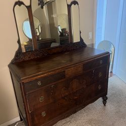 Antique 1930th Dressers 