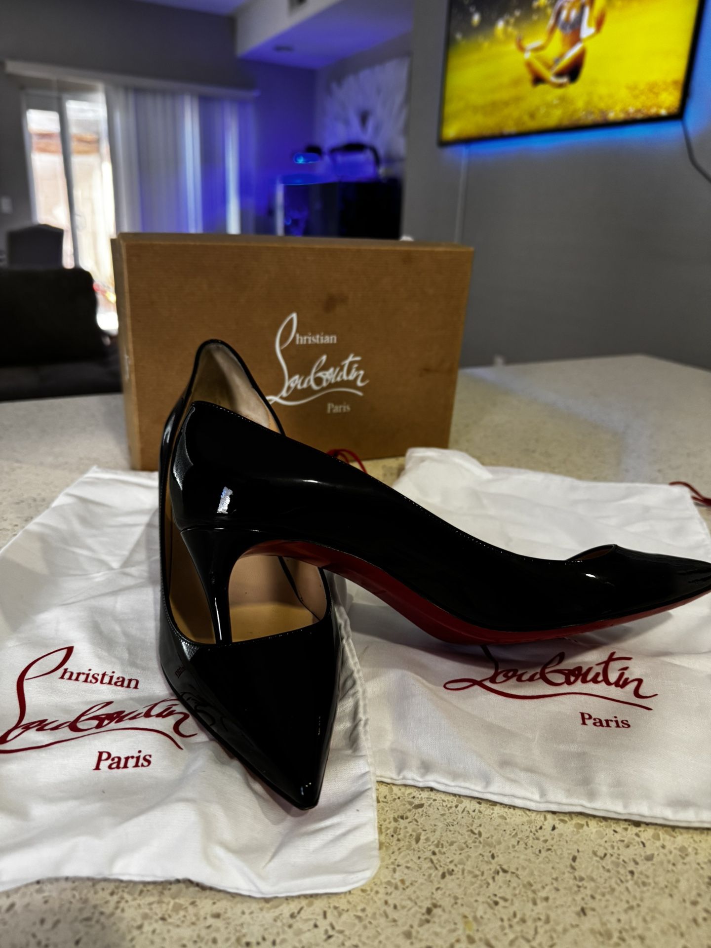 Red bottoms Real Christian Louboutin