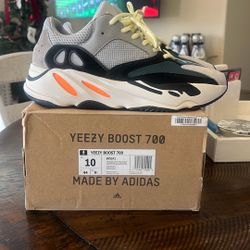 Yeezy Boost 700 
