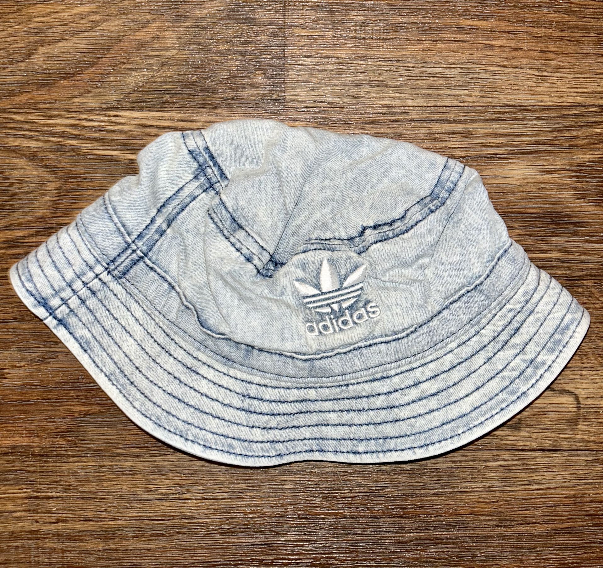 adidas Original Trefoil Unisex Blue Denim Bucket Hat One Size