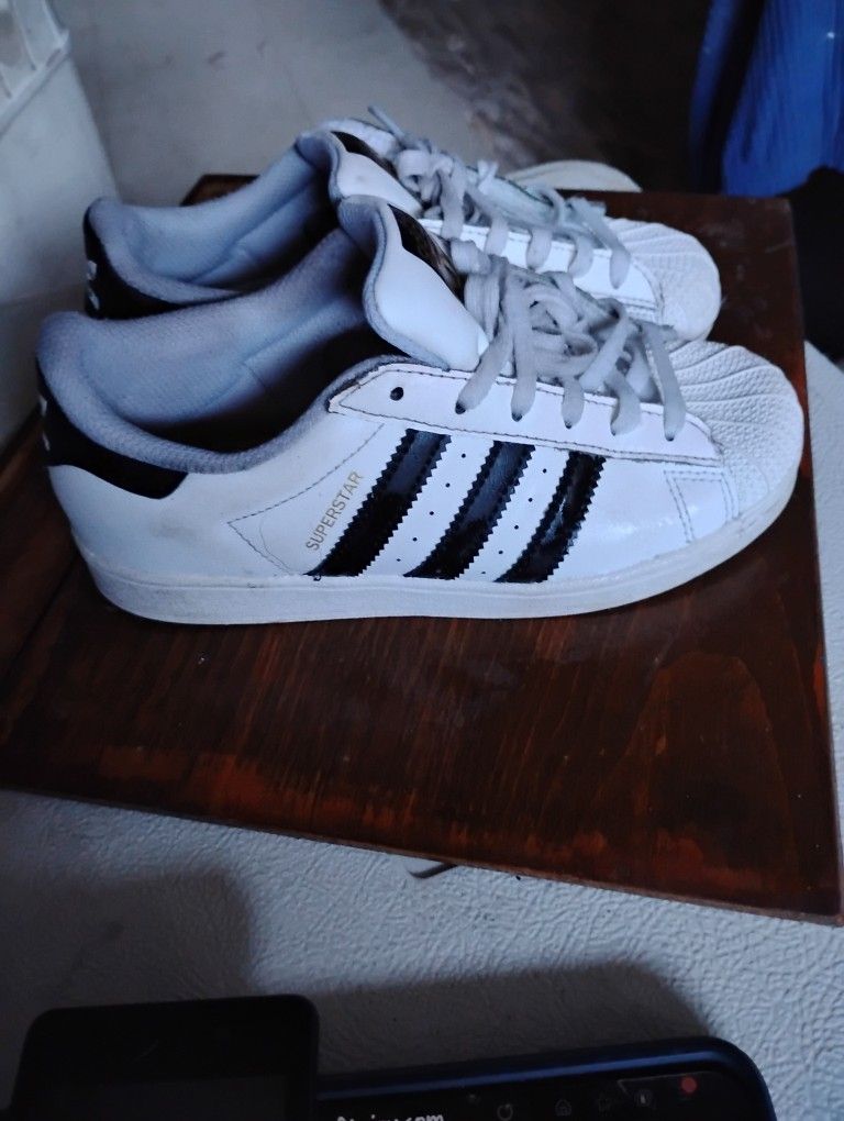 Kids , Men's Shoes All Pairs $2