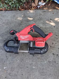 Milwaukee Bandsaw