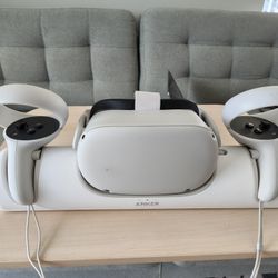 Oculus Quest 2 + Charging Dock