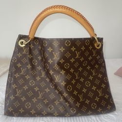 Louis Vuitton bag