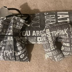 Perfect Travel Set …Must Go House sale 