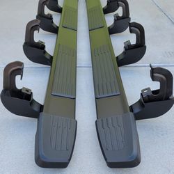 RUNNING BOARDS CHEVROLET GMC
