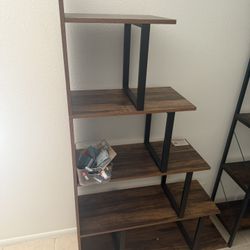 Venecia Step Bookcase