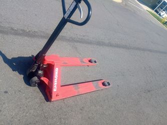 Raymond Pallet Jack