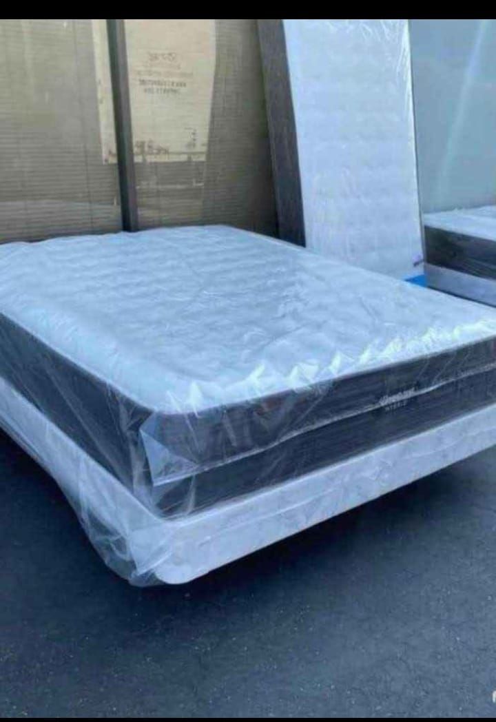 Great Quality Mattress & box spring available for sale - Never used before
