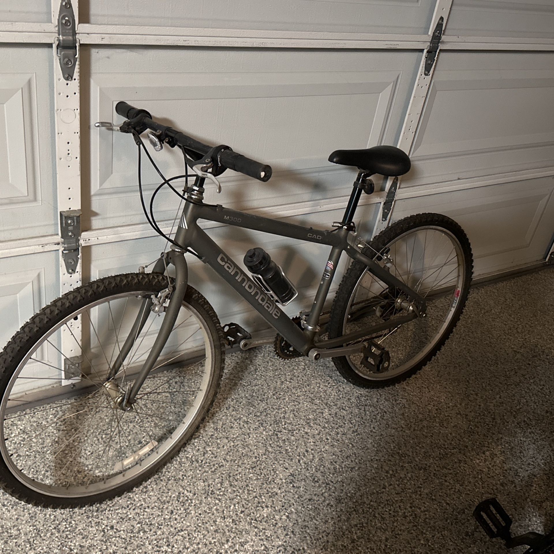Cannondale M300 CAD2 Bicycle