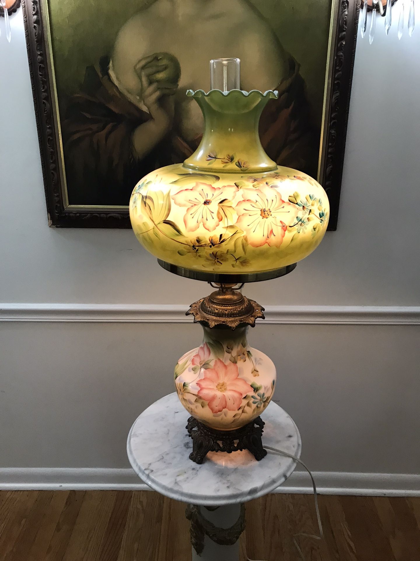 VICTORIAN LAMP 30 TALL