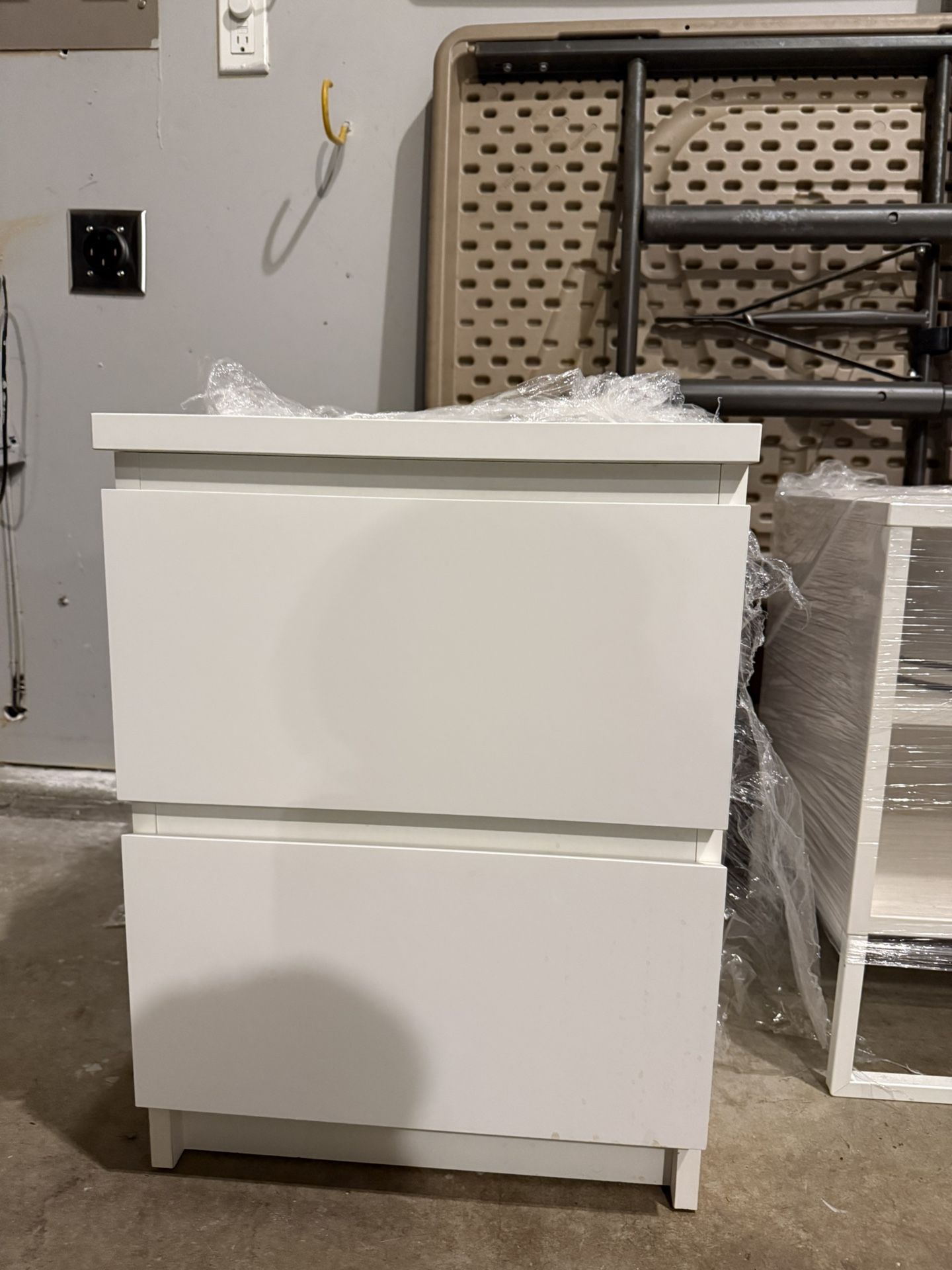 IKEA 2-drawer chest white