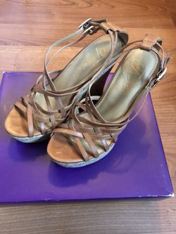 Fergie Shoes Akira Wedges Brown Tan with Gold Specks