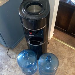 Water Dispenser