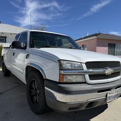 Chevrolet Silverado Truck 2005