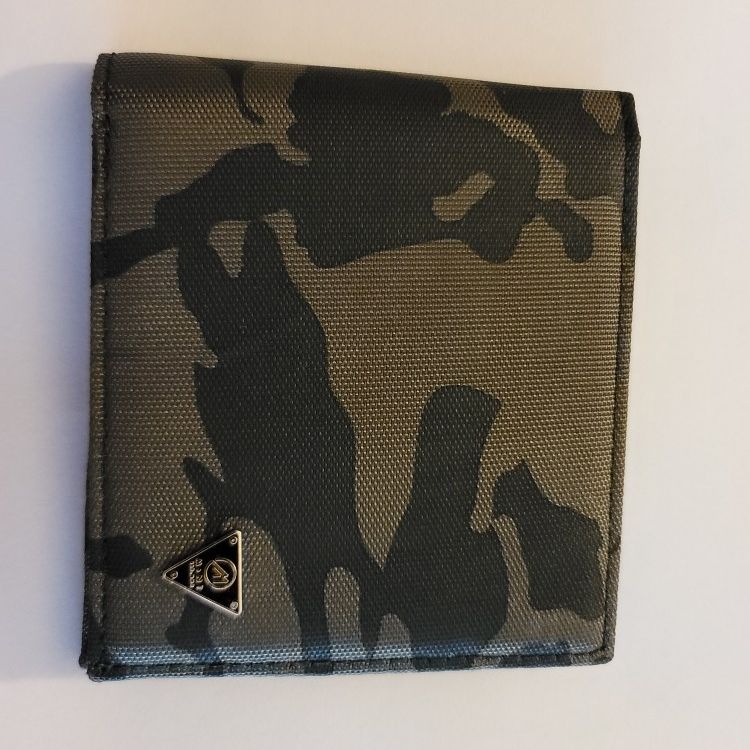 Mint Brand, New Wallet.