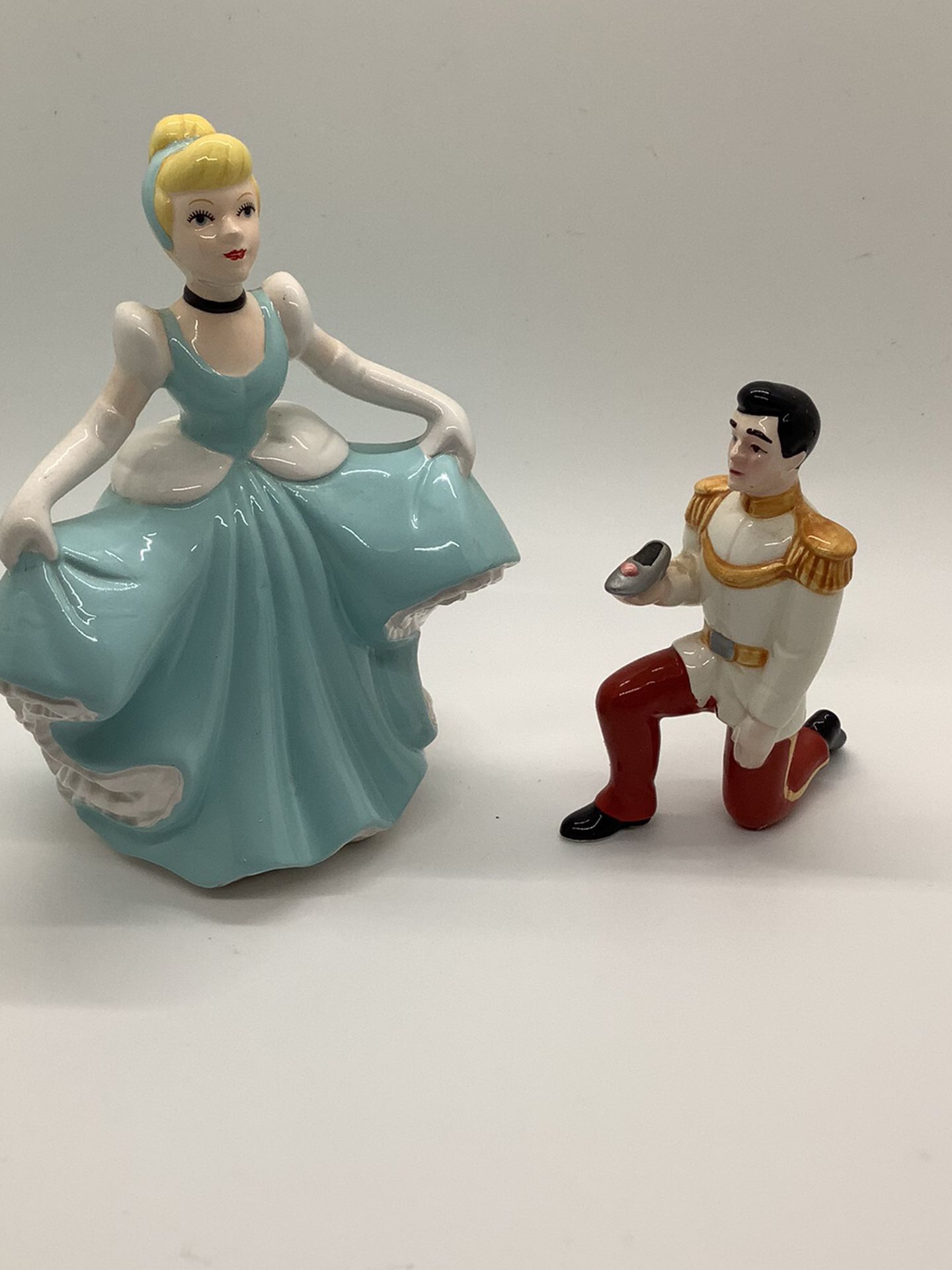 Disney Cinderella And Prince Charming Ceramic Figurines