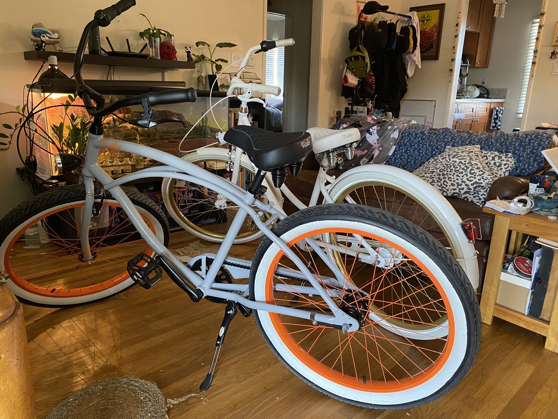 Brand New Vivelo Hermes – Gray + Orange Cruiser (Won on TV! Never Used)