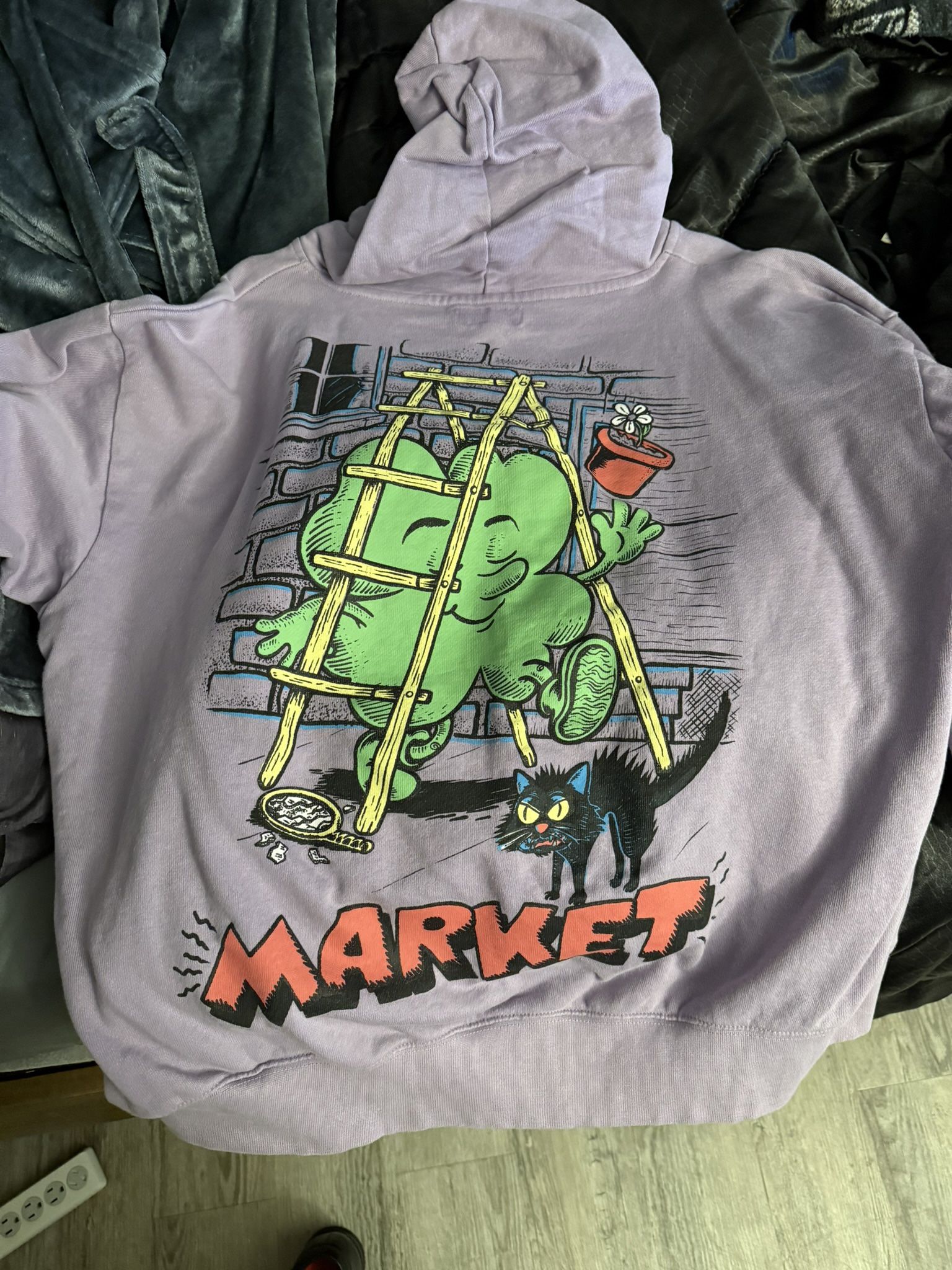 Market Market Market hoodie size XL