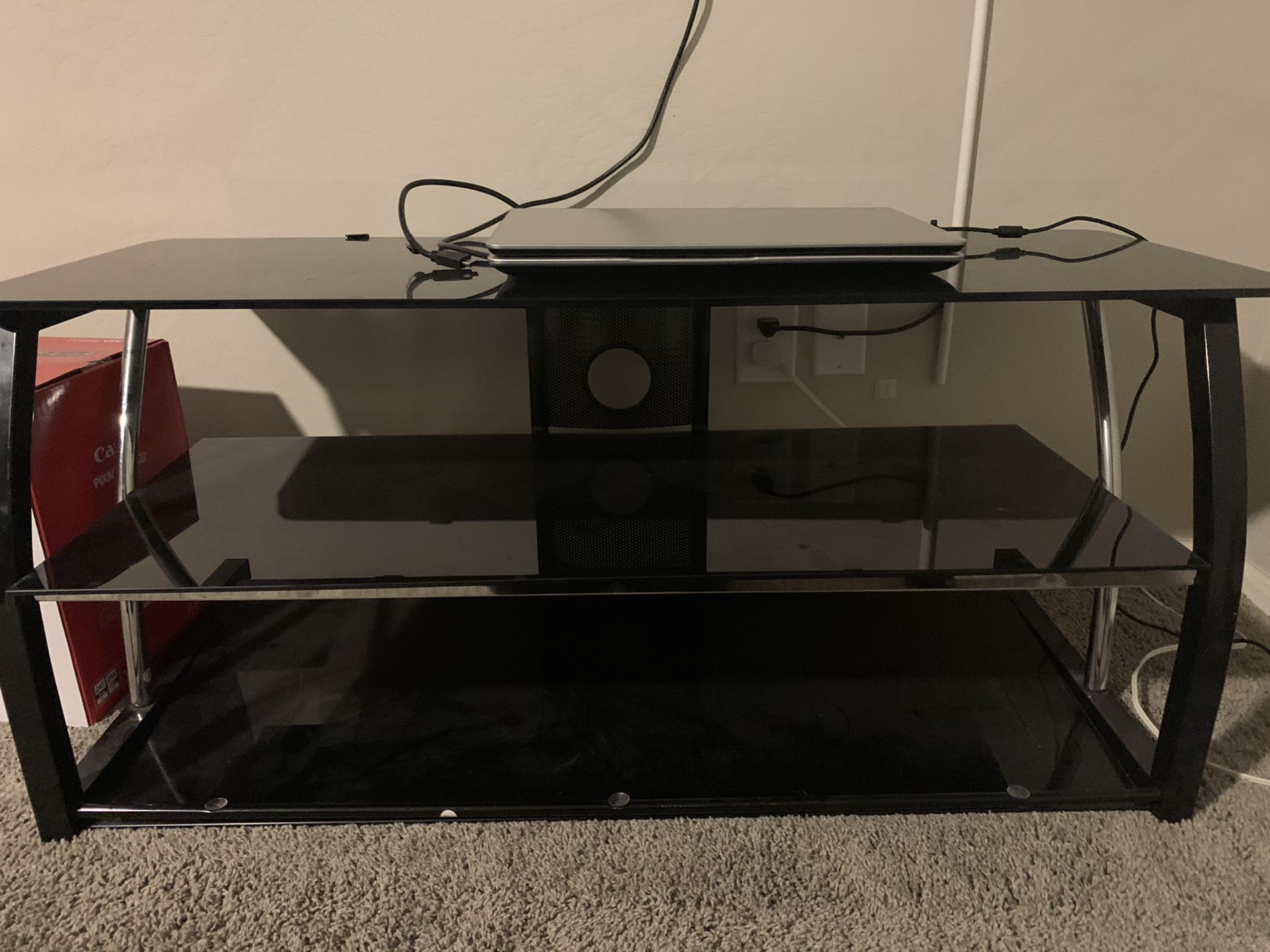 Entertainment Stand holds up to 50 inch TV