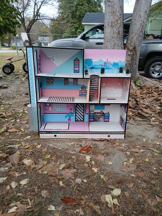 Doll House