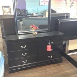 New Solid Wood Dresser