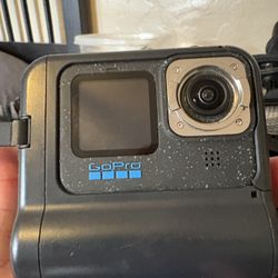 Go Pro Hero 12 Black 