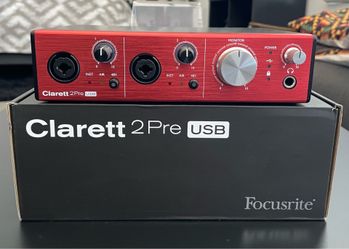 Focusrite Clarett 2Pre USB Audio Interface - MINT