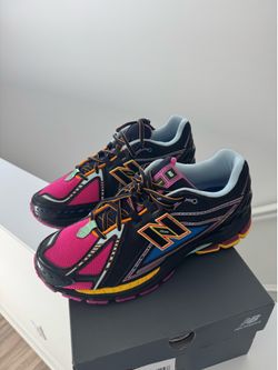 New Balance 1906R Neon Nights
