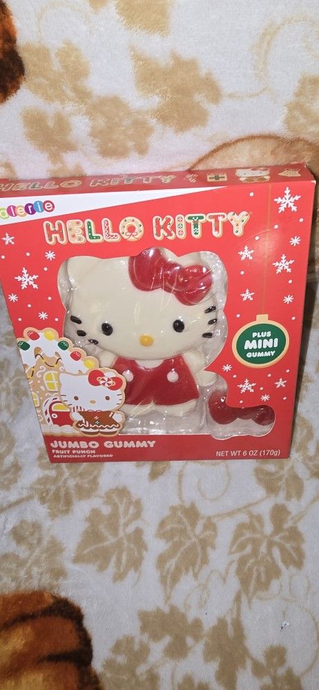 Hello Kitty Large Gummy Bear