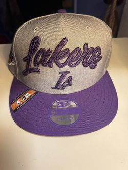 lakers snap back hat