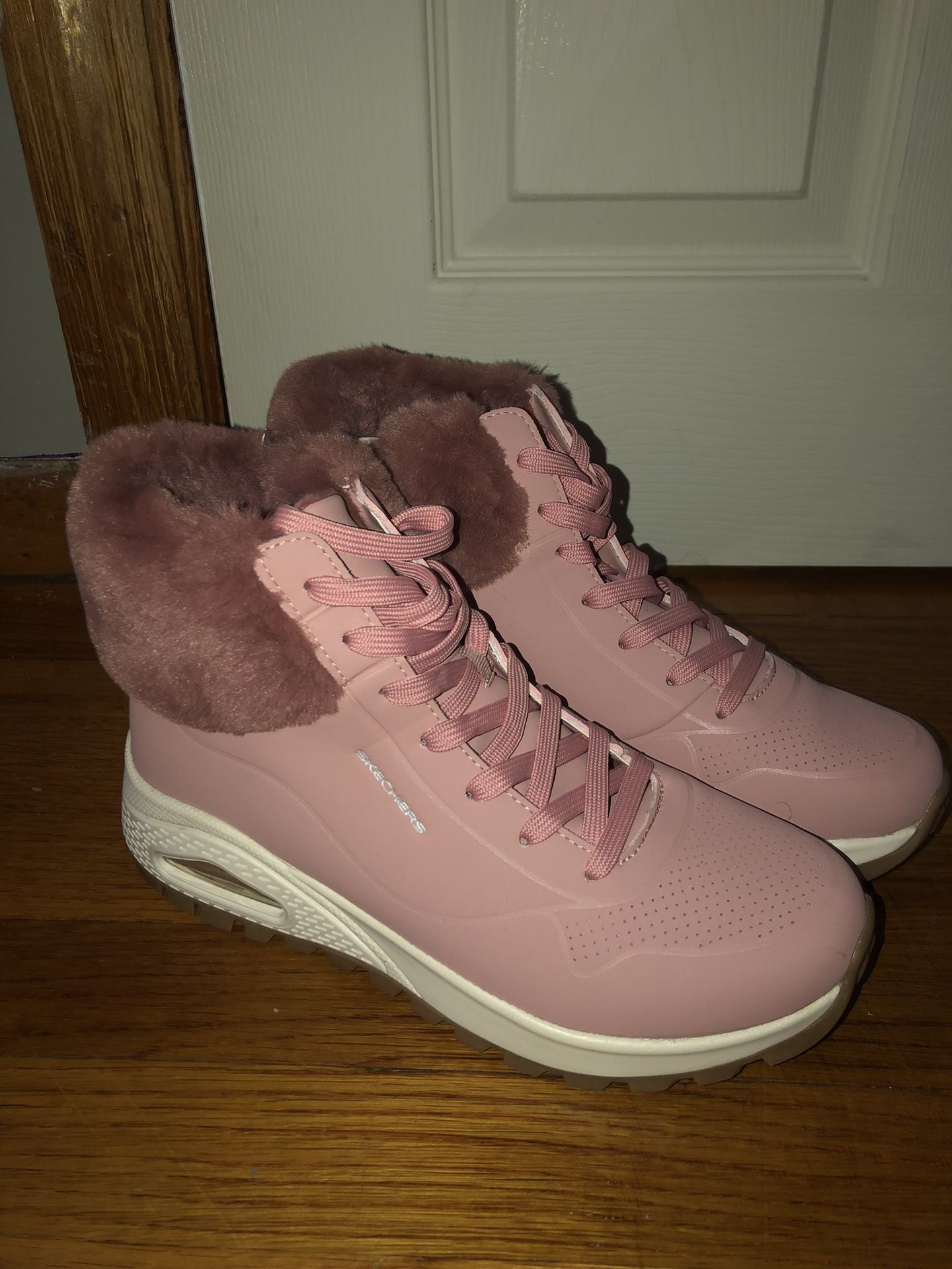 Pink Skechers™️ Winter Boots