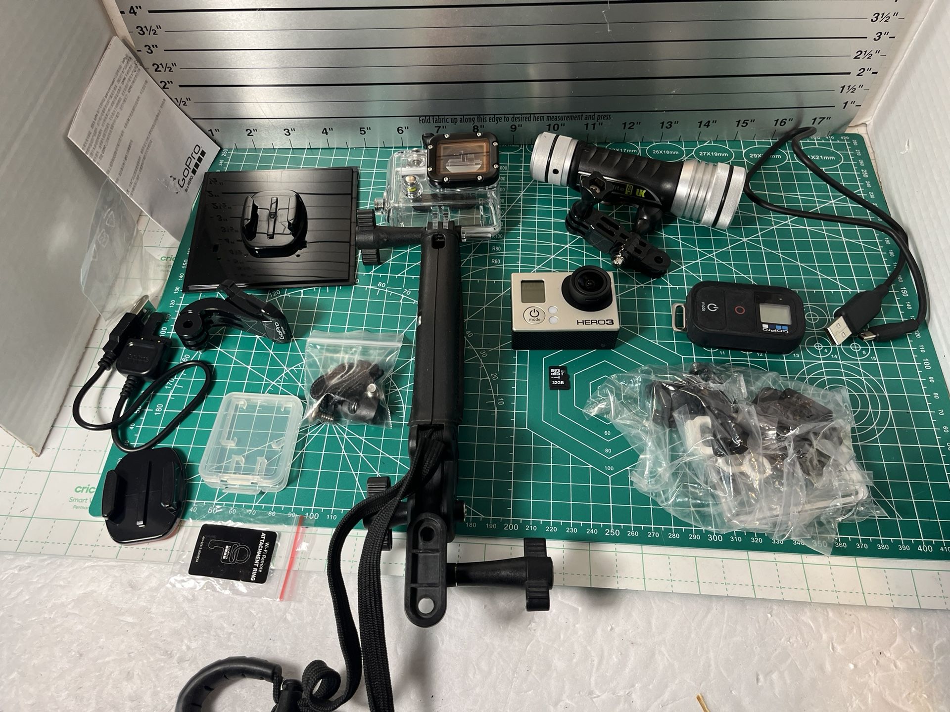 GoPro Hero 3 Black Edition Underwater Camera BUNDLE W Lite + Accessories Divers