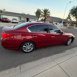 2015 Infiniti Q50