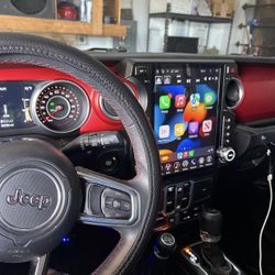 Linkswell Tesla Style 12.1” Radio