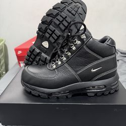 NIKE AIR MAX GOADOME PRM