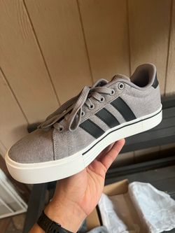 Adidas size 8 1/2
