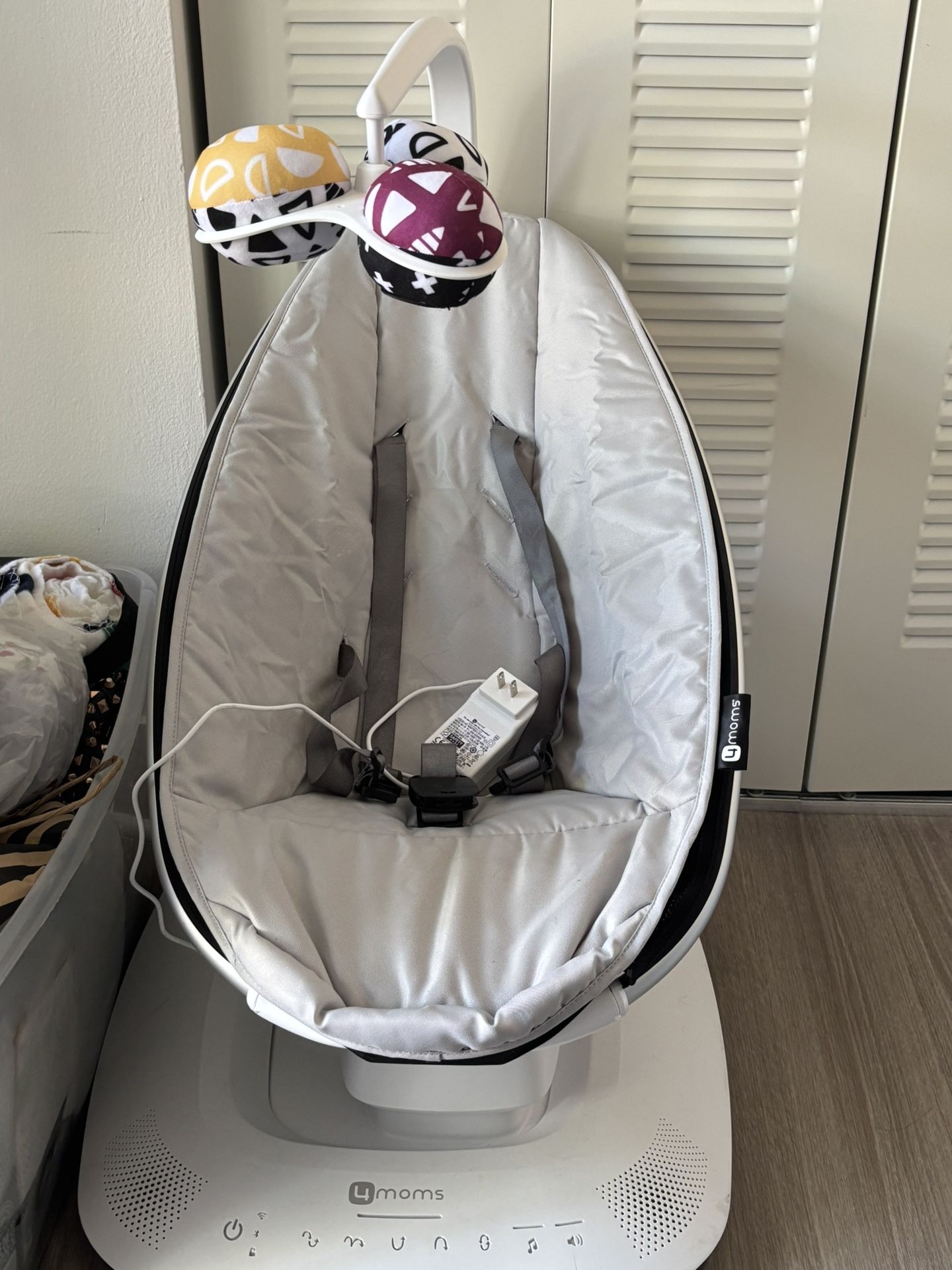 4moms Mamaroo Baby Swing