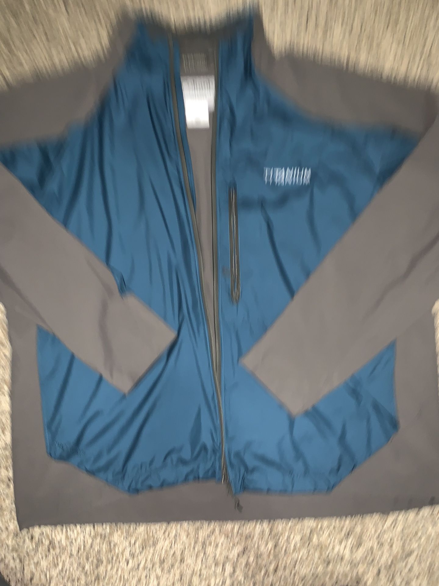 Men’s Columbia Jacket