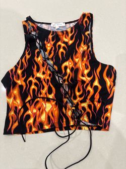 Woman’s crop top