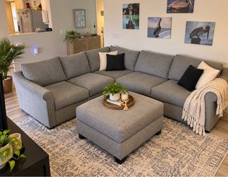Living room set (Havertys)